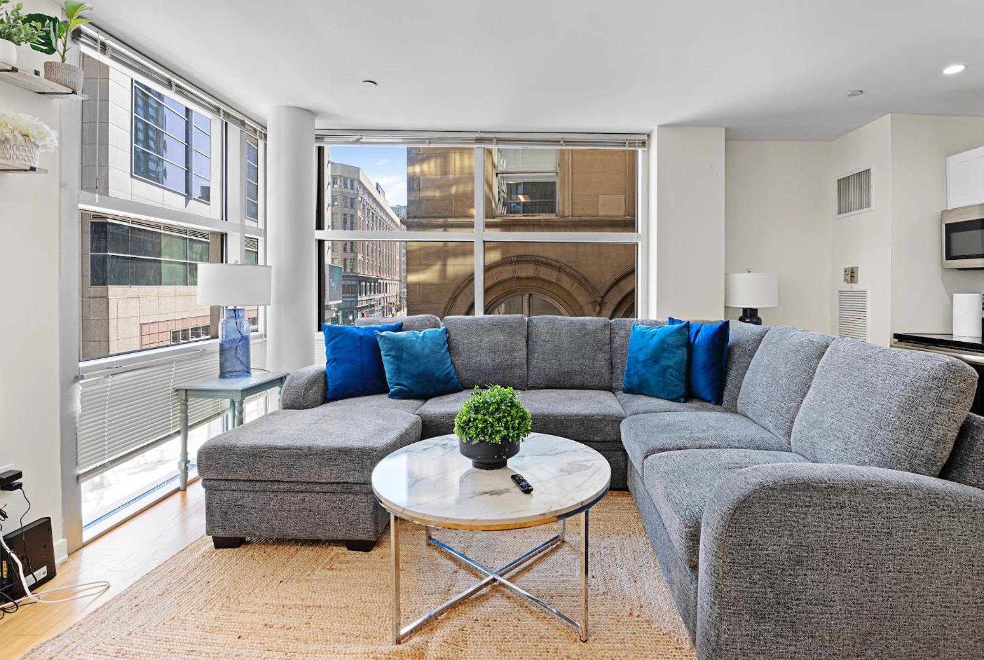 Furnished Apartment In Downtown Бостън Екстериор снимка